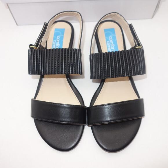 New in Box Comfort Corner BLACK Sandals Low Heel Women's 7 - Picture 3 of 10